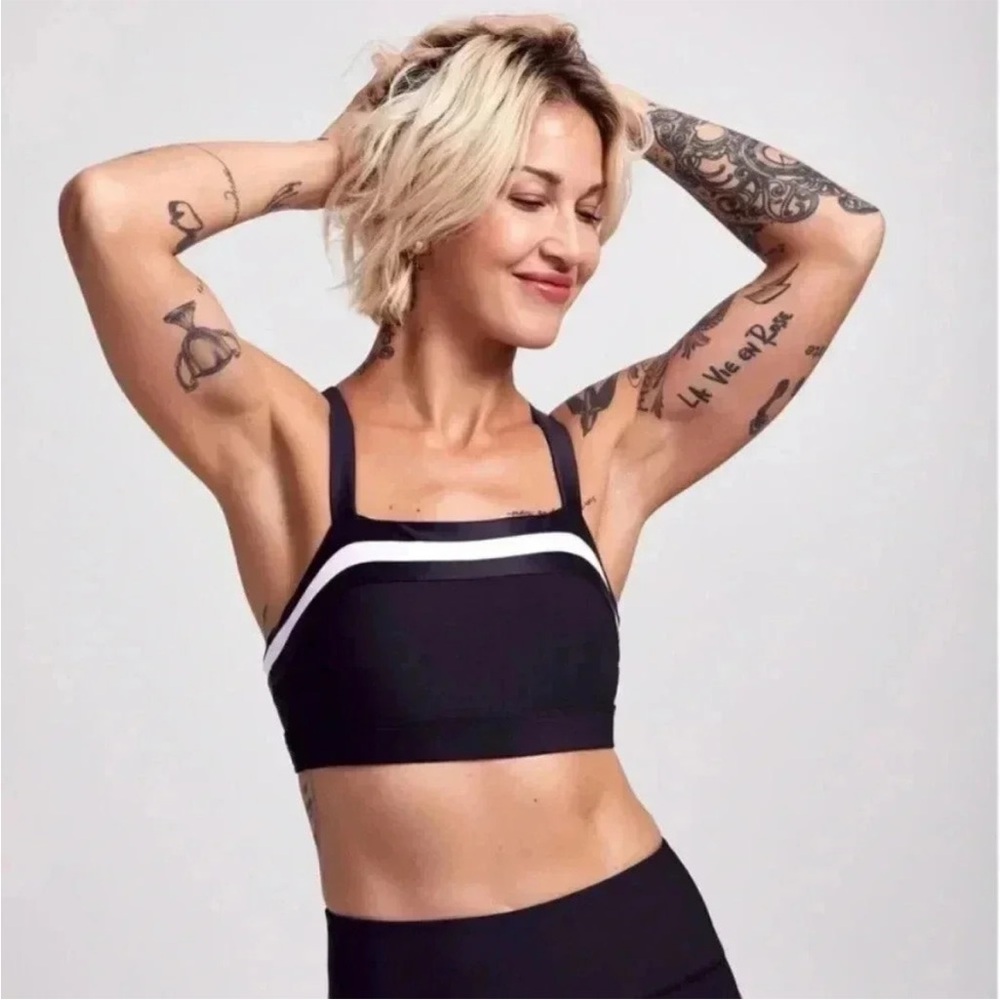 Soul Cycle black and white sports bra